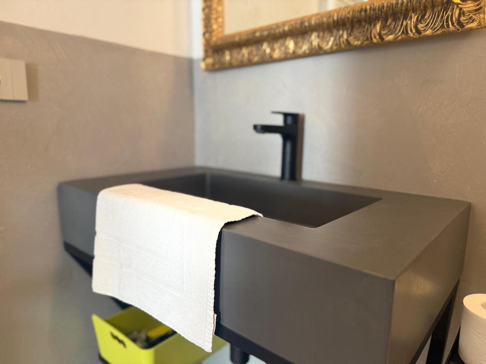 B&B Relax Rooms - Villa Segala 5A * Verona