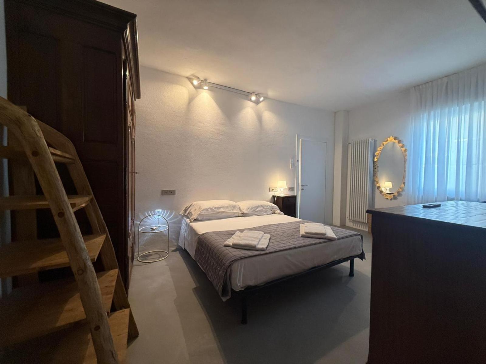 Guest house B&B Relax Rooms - Villa Segala 5A *