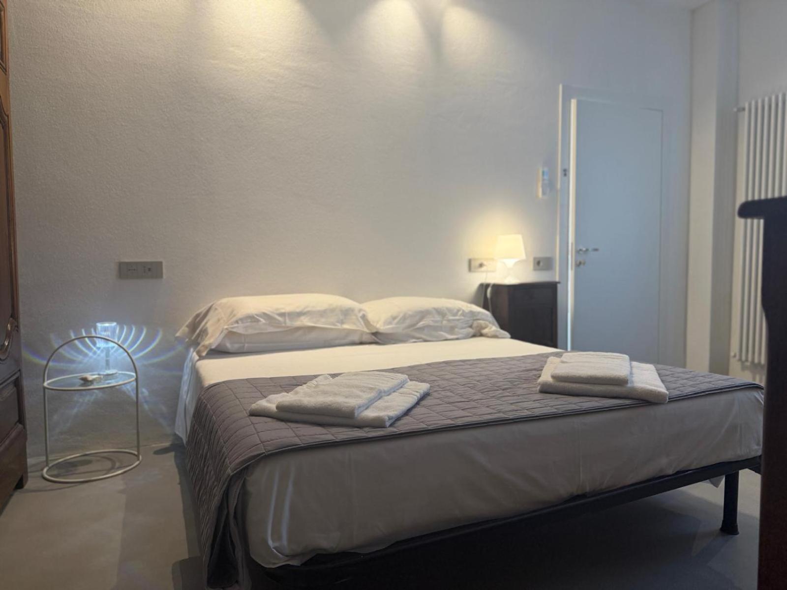 B&B Relax Rooms - Villa Segala 5A Guest house *