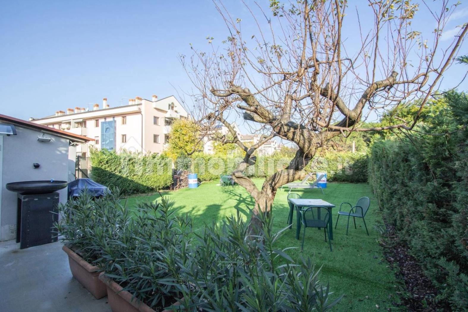 B&B Relax Rooms - Villa Segala 5A Guest house Verona