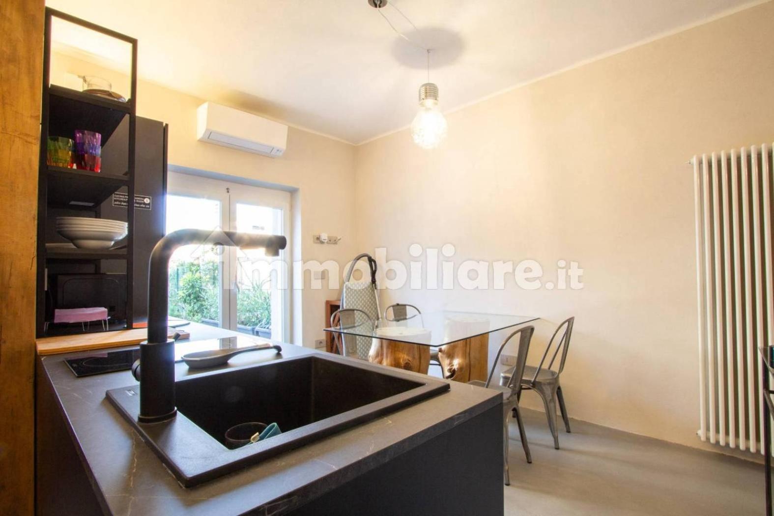Guest house B&B Relax Rooms - Villa Segala 5A Verona
