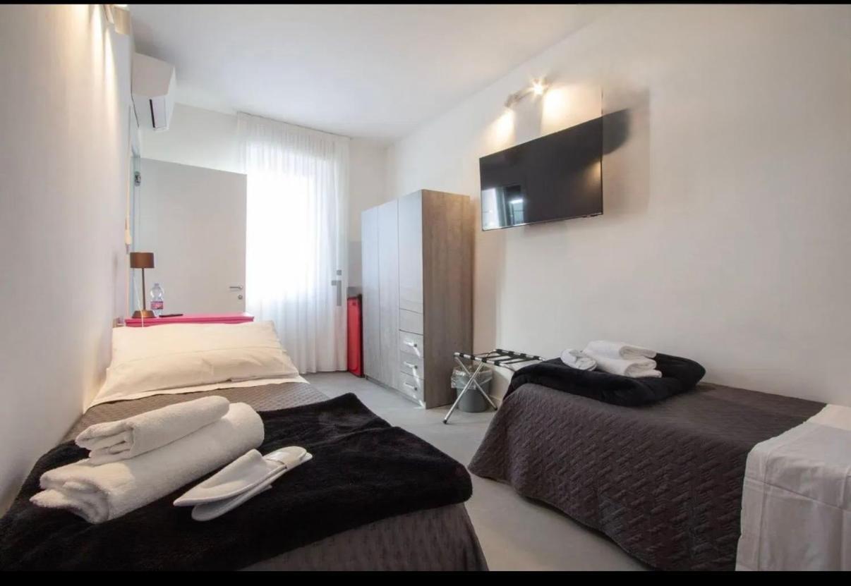 Guest house B&B Relax Rooms - Villa Segala 5A Verona