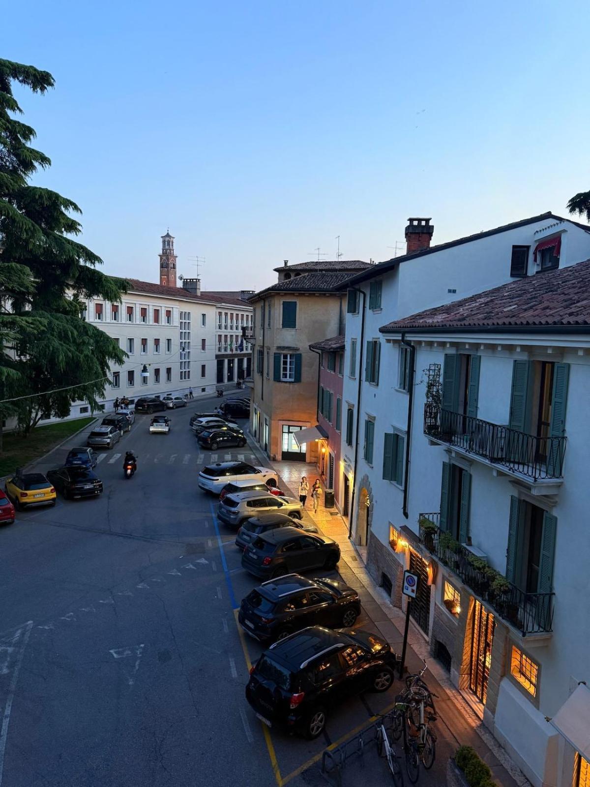 Huoneisto Ponte Pietra Centro *