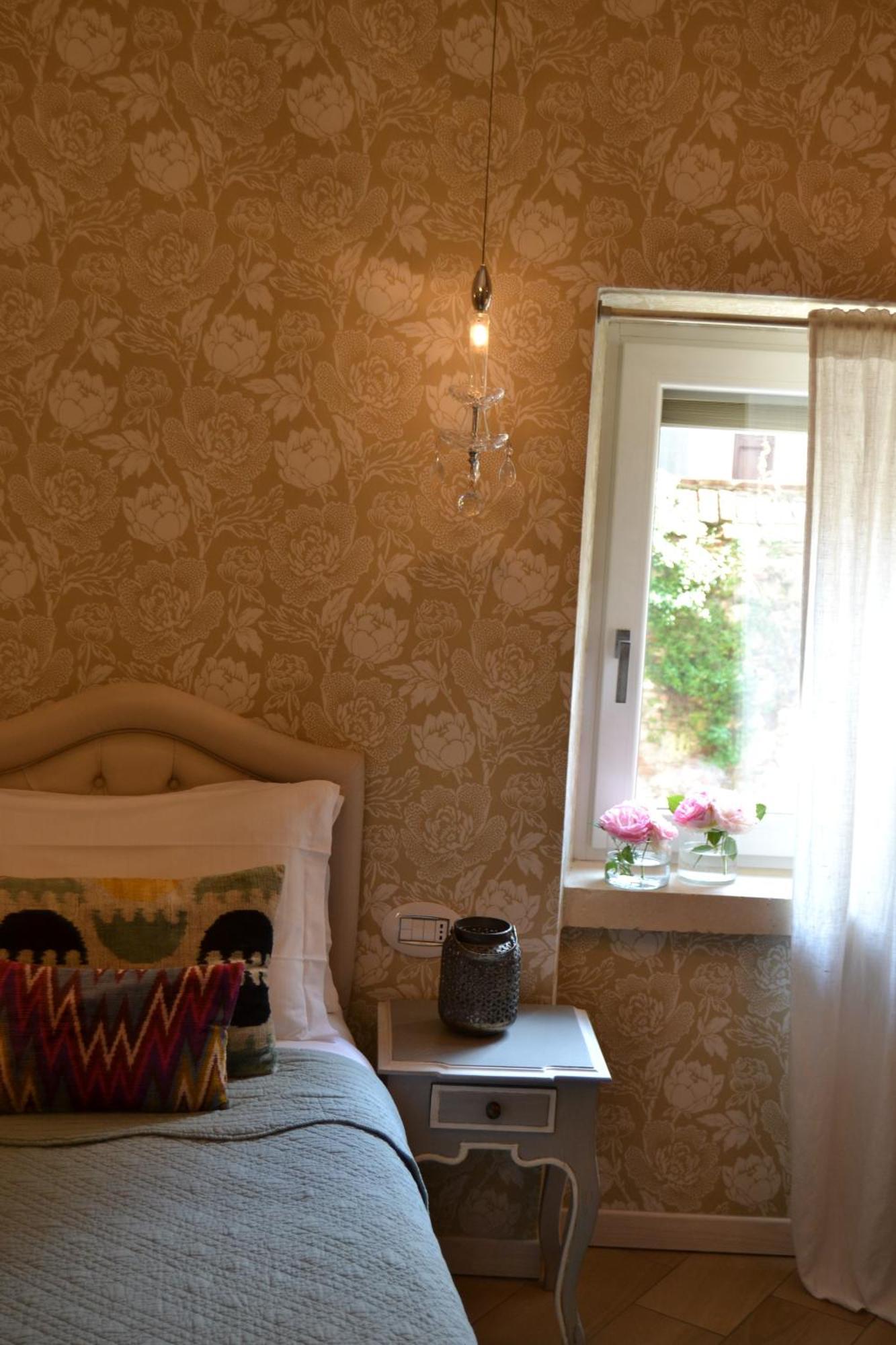 Dolce Santo Stefano Apartment
