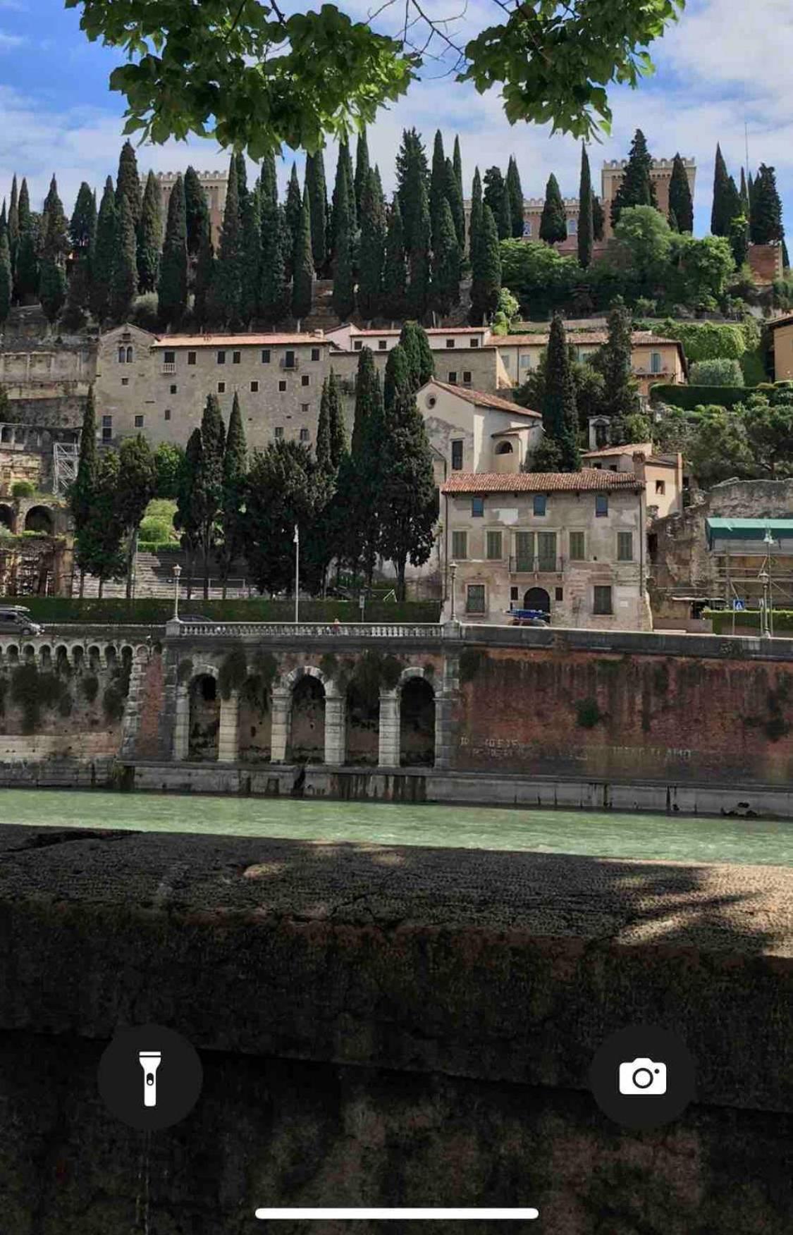 Ponte Pietra In 600 Meters! In Huoneisto *