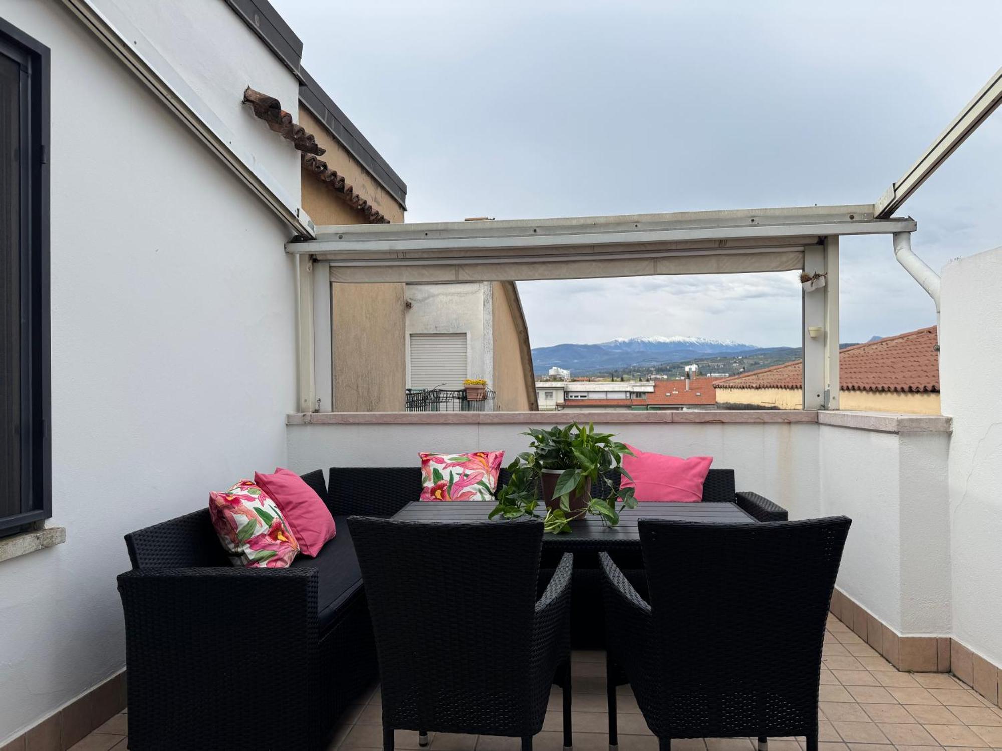 Da Vittoria-lovely With A View, Near The Arena * Verona