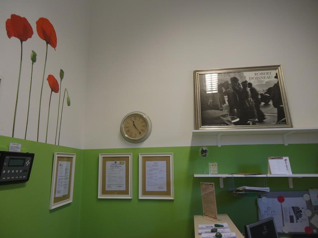 Protezione Della Giovane - Female Hostel *
