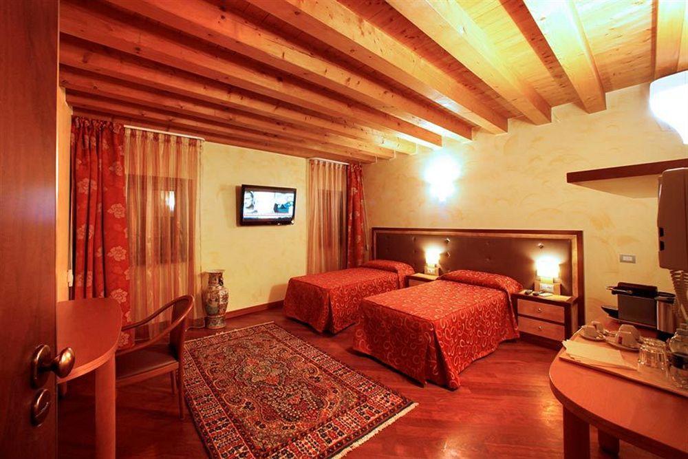 Centre And Gasthof 2*