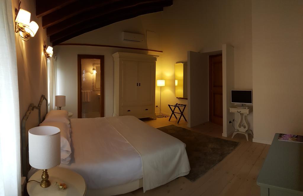Relais Bacio Di Luna Acomodação com café da manhã  *