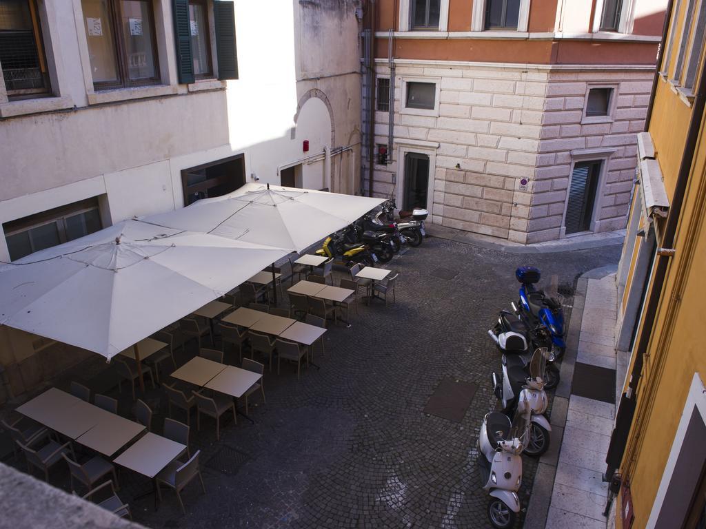 Italianflat - Rentroom Old Town - 200mt To Arena