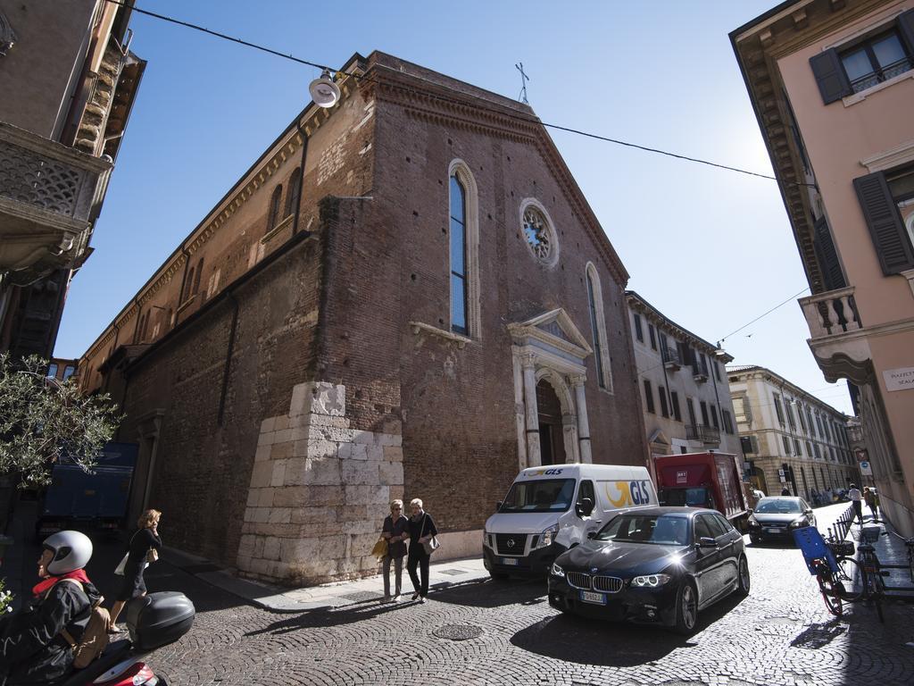 Italianflat - Rentroom Old Town - 200mt To Arena