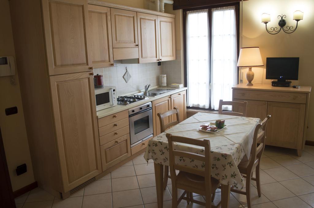 Mainard Aparthotel