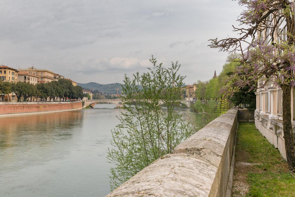 Apartment Canossa *