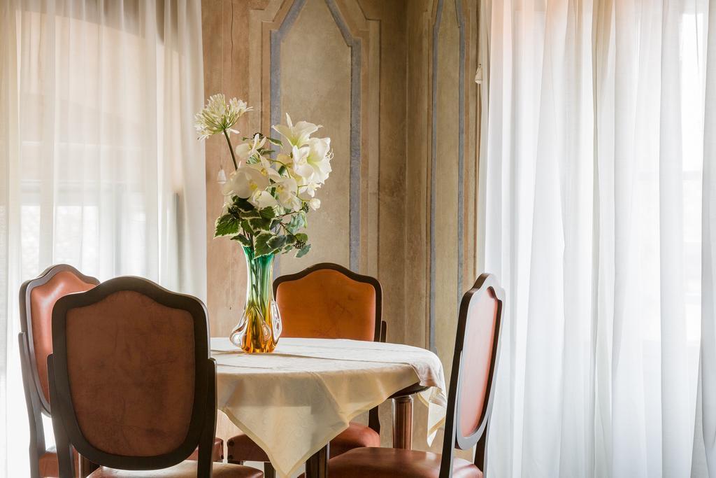 Canossa Apartment