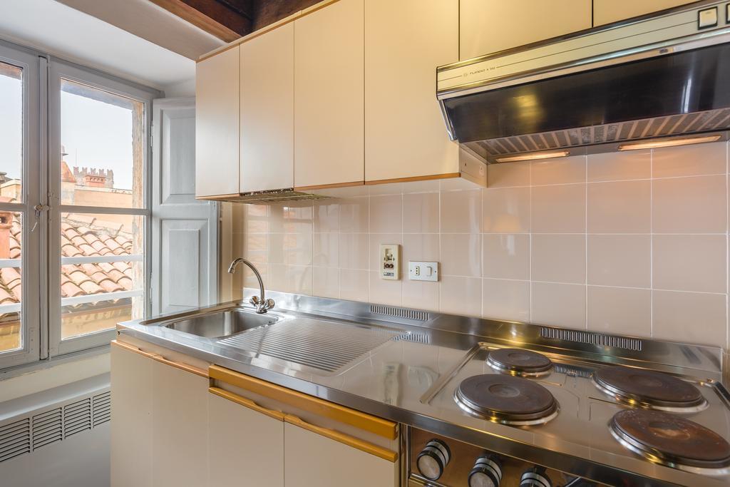 Canossa Apartment *