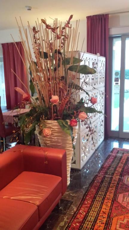 Hotel La Grotta 3*