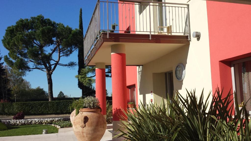 La Grotta Hotel 3*