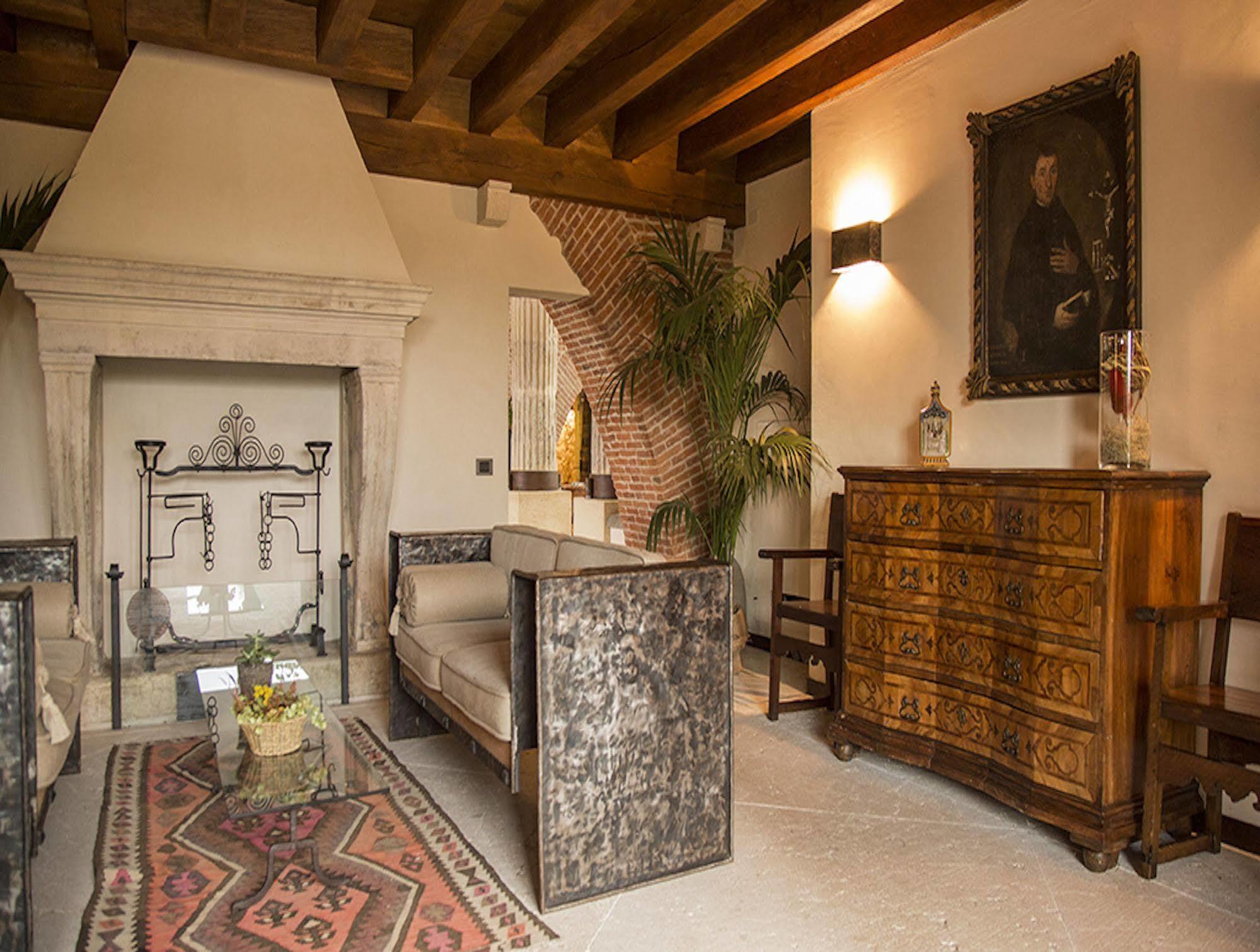 Delser Manor House Country house