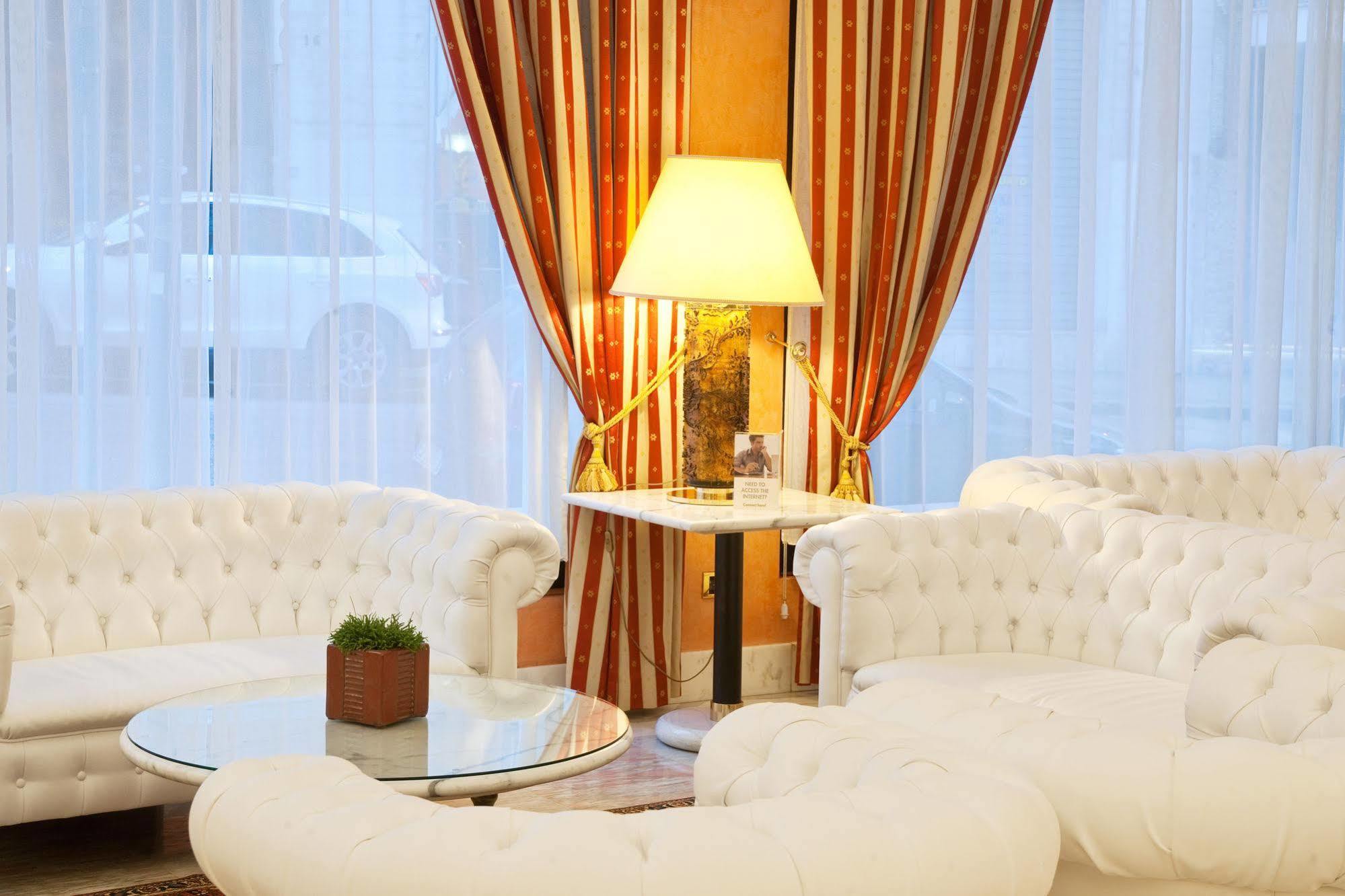 Giberti & Spa Hotel