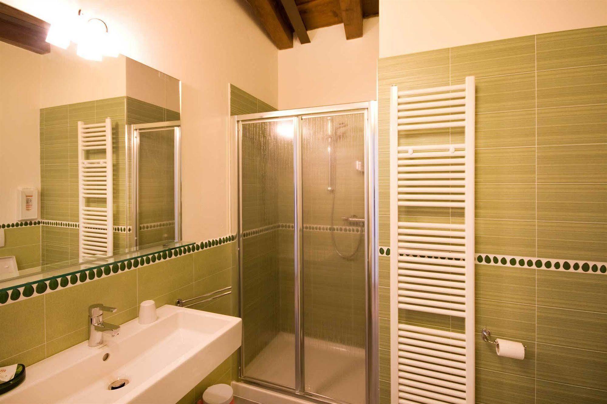 Residenza Cuordiverona Guest house 2*