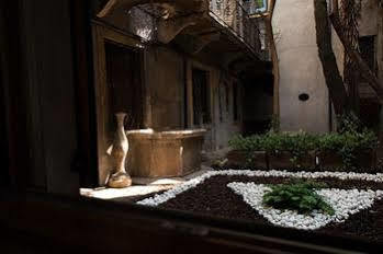 Guest house Design