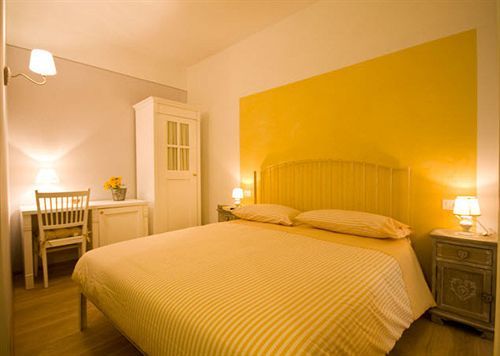 Residenza Cuordiverona Guest house 2*