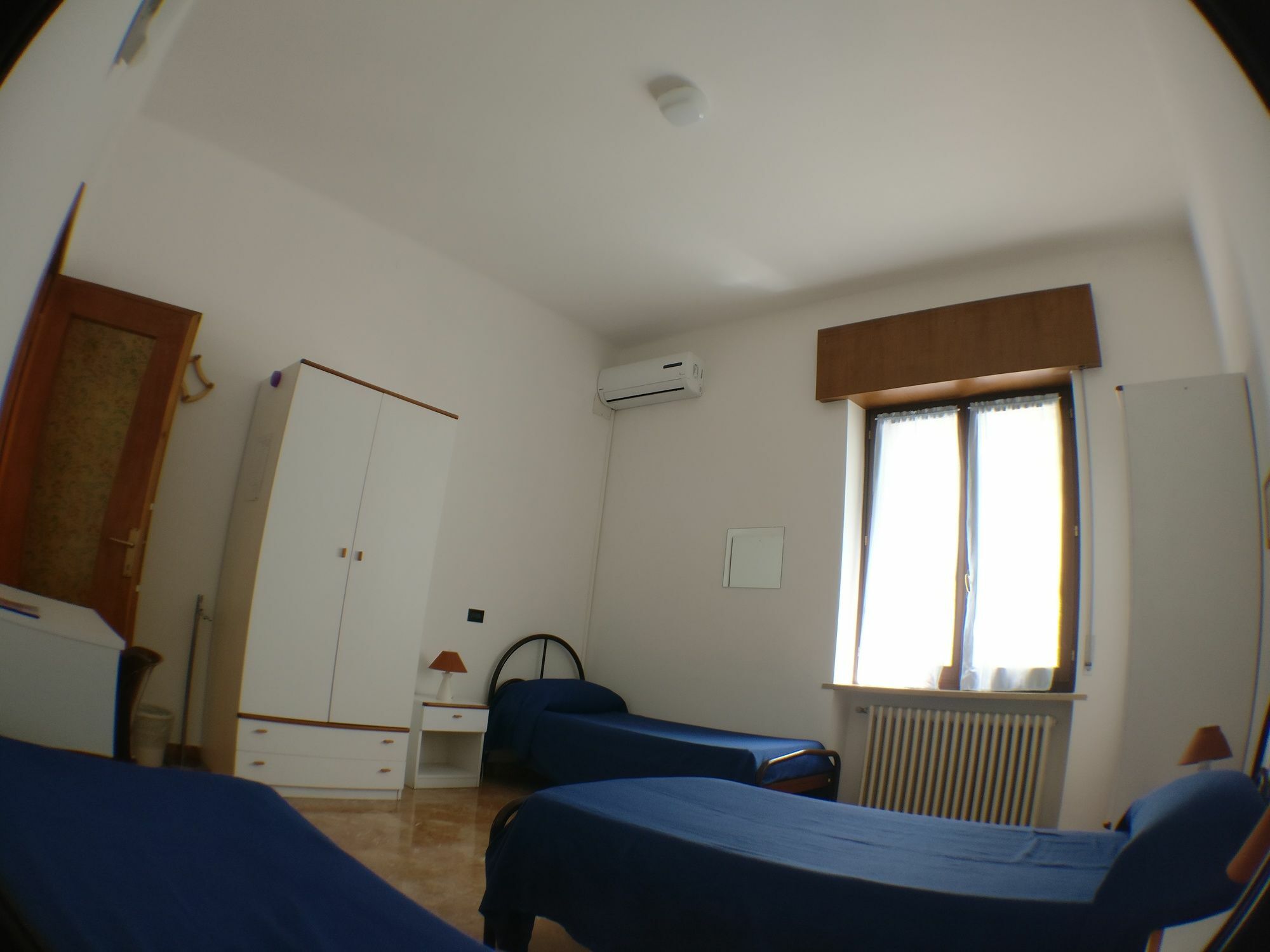 Bottego Nhà khách