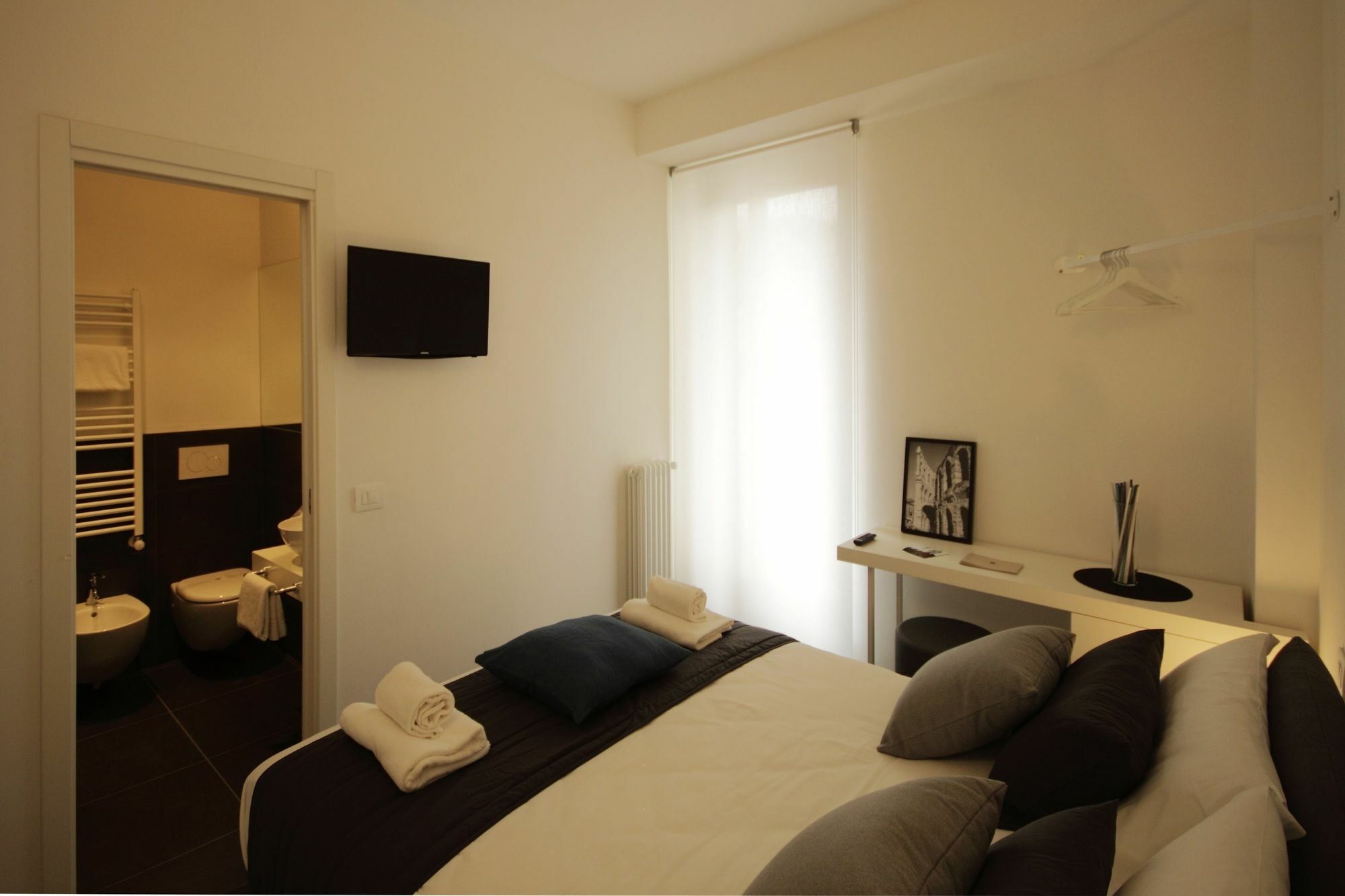 Dimoras House Guesthouset