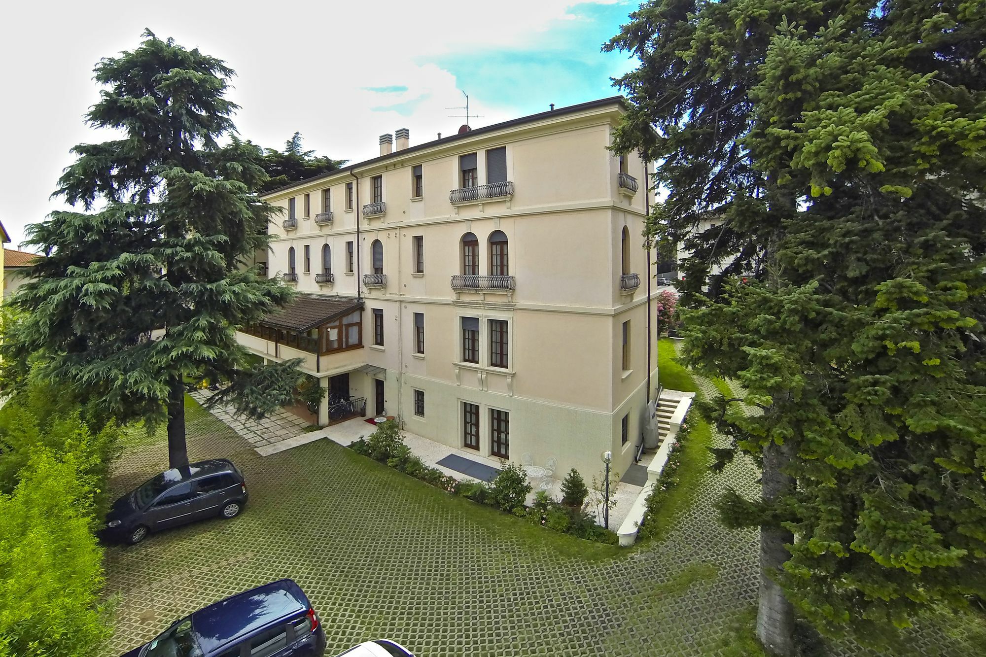 Aparthotel Mainard