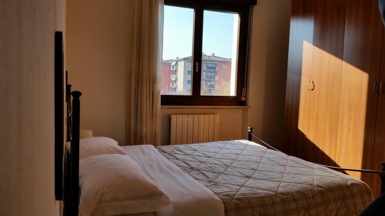 Apartment Bilocale Via Imola 4 *
