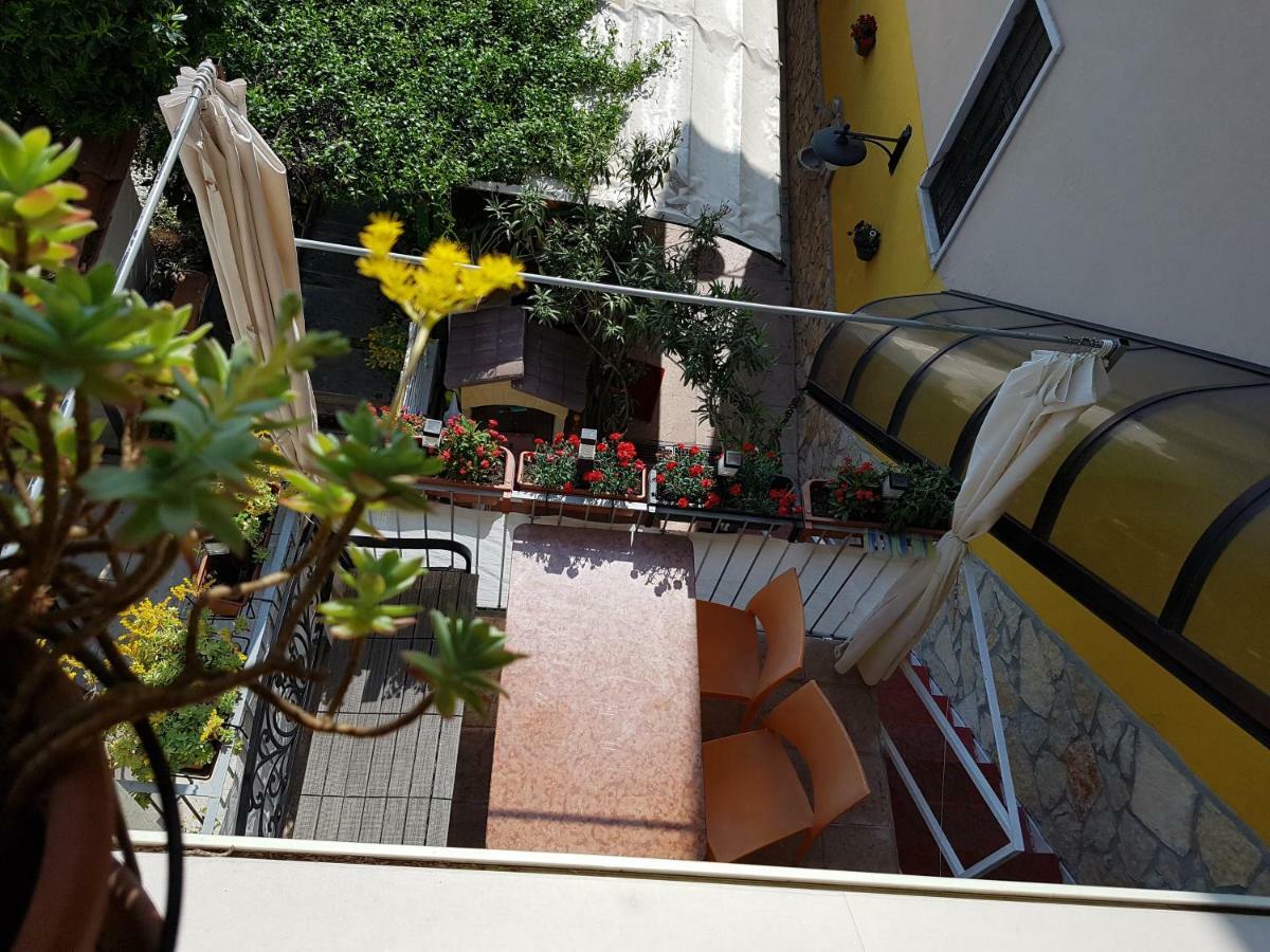 Dora Baltea Monolocale Primo Piano Mansarda Secondo Piano Guest house