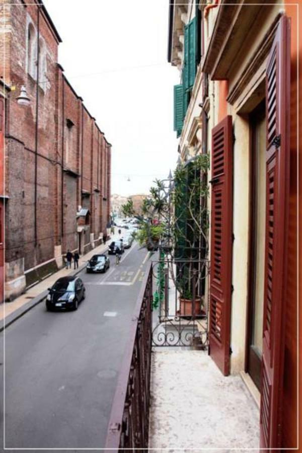 Palazzo Il Quadrifoglio Apartment *