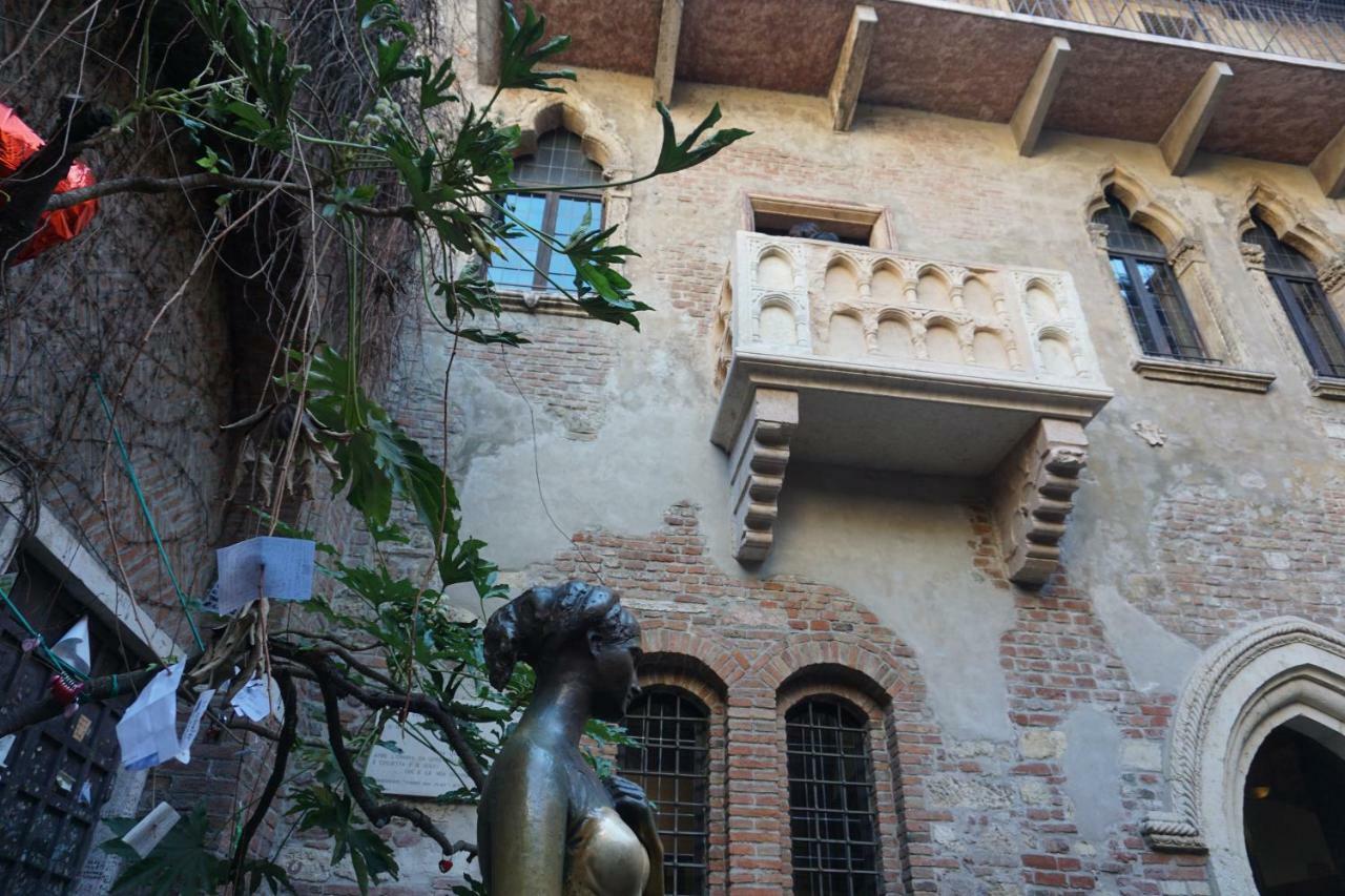 Garden Of Eden - In Apartment
