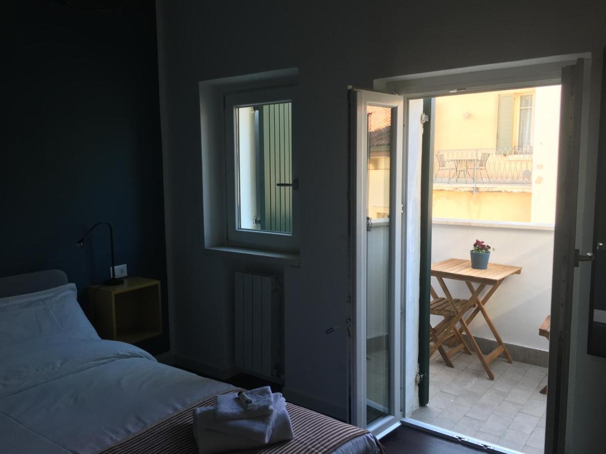 Arela Verona