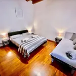 CITY CENTER LARGE APARTAMENT Sottoriva12 - NUOVA GESTIONE