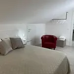 Queen Verona Luxury Apartment