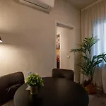 Verona Romana Apartments