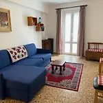 Polly\'S Apartment 3 Floor