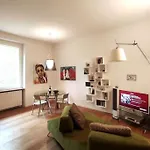 Artist\'S House ✱✱✱✱✱ 1K_Home