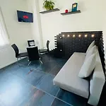Blaxej, Nel Cuore Di Verona, Moderno Ed Elegante, 4 Posti Letto, Wi-Fi, Self Check In