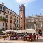 Piazza Erbe - 130Mq Luxury - Casa William