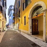 Arena-Center Luxury Apartment