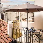 Flats4Rent Carla\'S Apartments