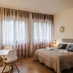 Verona Suites And Rooms