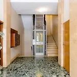 3Br Close To Arena Free P