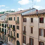 Di Tutto Punto In Centro A Verona