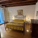Casa Dei Mercanti