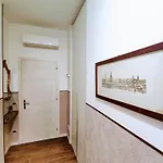 Posada Verona Hedge