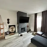 Home Mancas - Luxury Rooms And Apartment