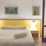 Casa Olga - Bilocale Con Terrazzo Zona Fiera
